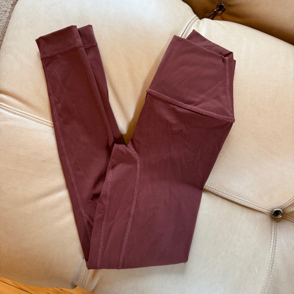 Set Active | Sporty Leggings - Picture 2 of 3